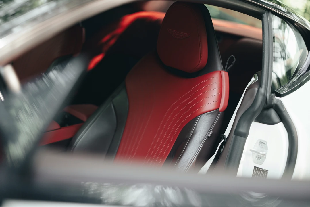 2018 Aston Martin DB11 V8 - Image 5 of 21