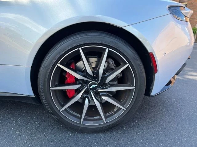 2018 Aston Martin DB11 V8 - Image 11 of 12