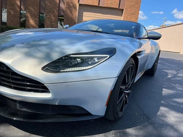 2018 Aston Martin DB11 V8 - Image 9 of 12