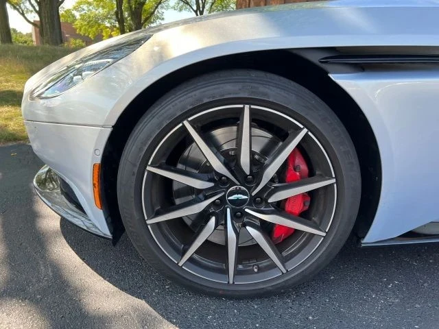 2018 Aston Martin DB11 V8 - Image 10 of 12