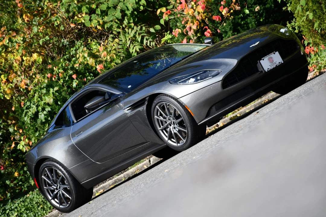 2018 Aston Martin DB11 V8 - Image 16 of 31