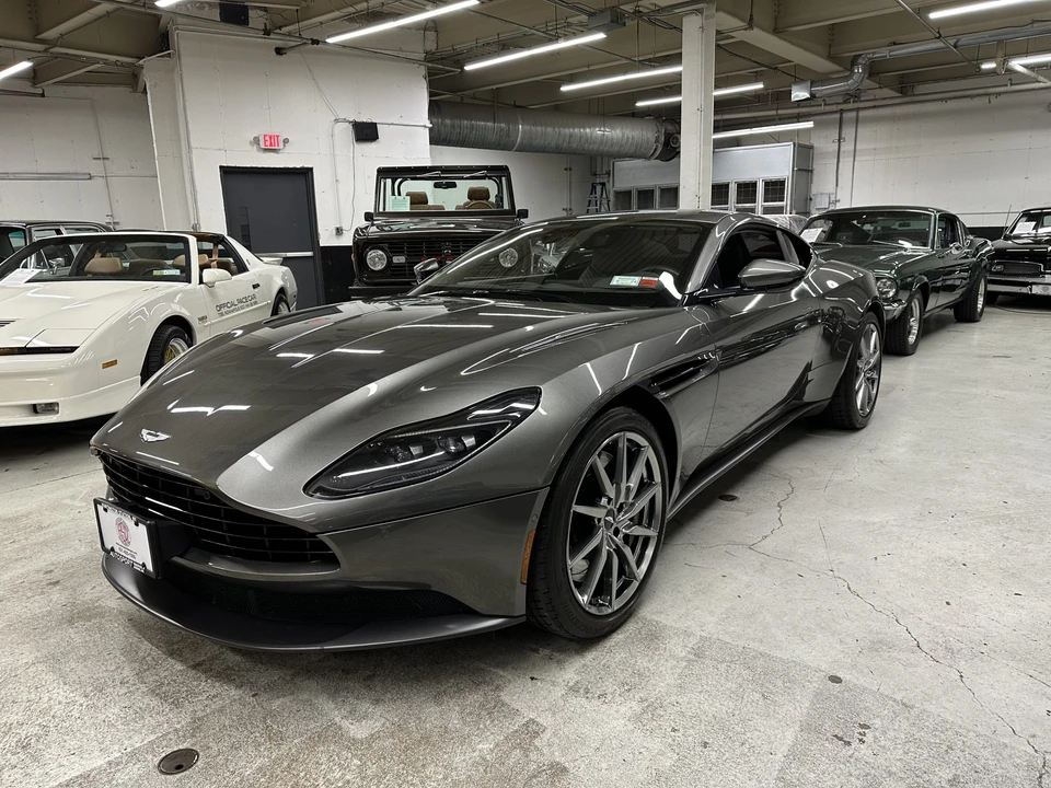 2018 Aston Martin DB11 V8 - Image 22 of 31