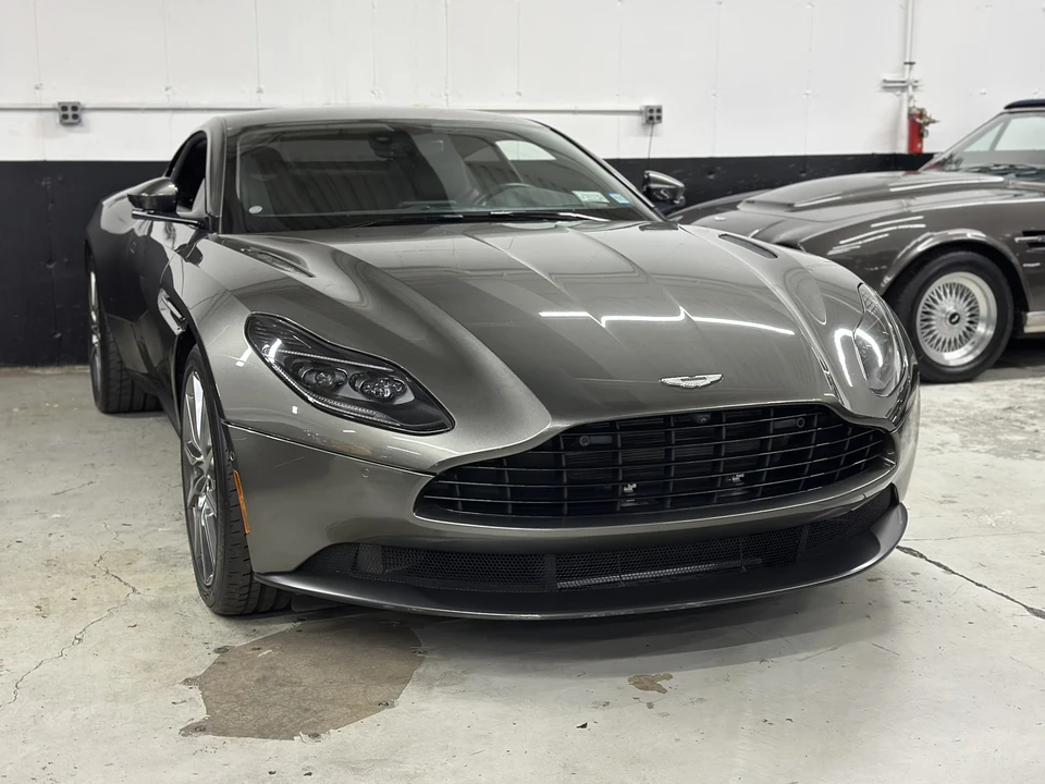 2018 Aston Martin DB11 V8 - Image 19 of 31