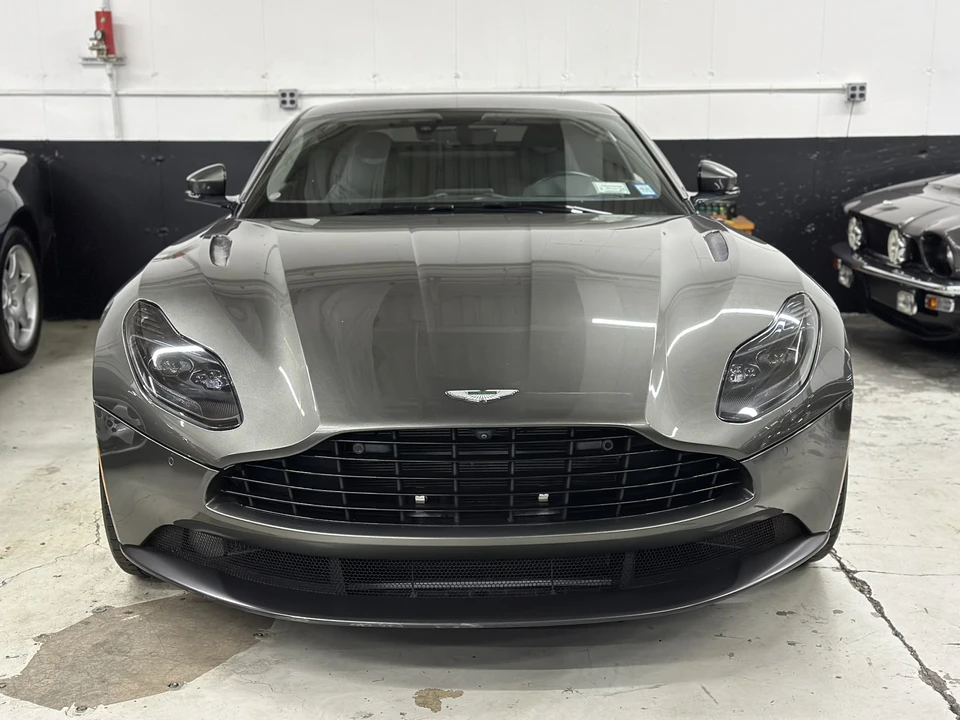 2018 Aston Martin DB11 V8 - Image 20 of 31