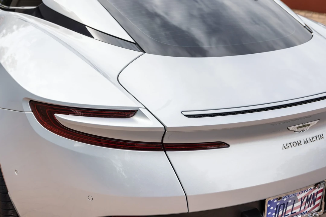 2018 Aston Martin DB11 V8 - Image 19 of 31