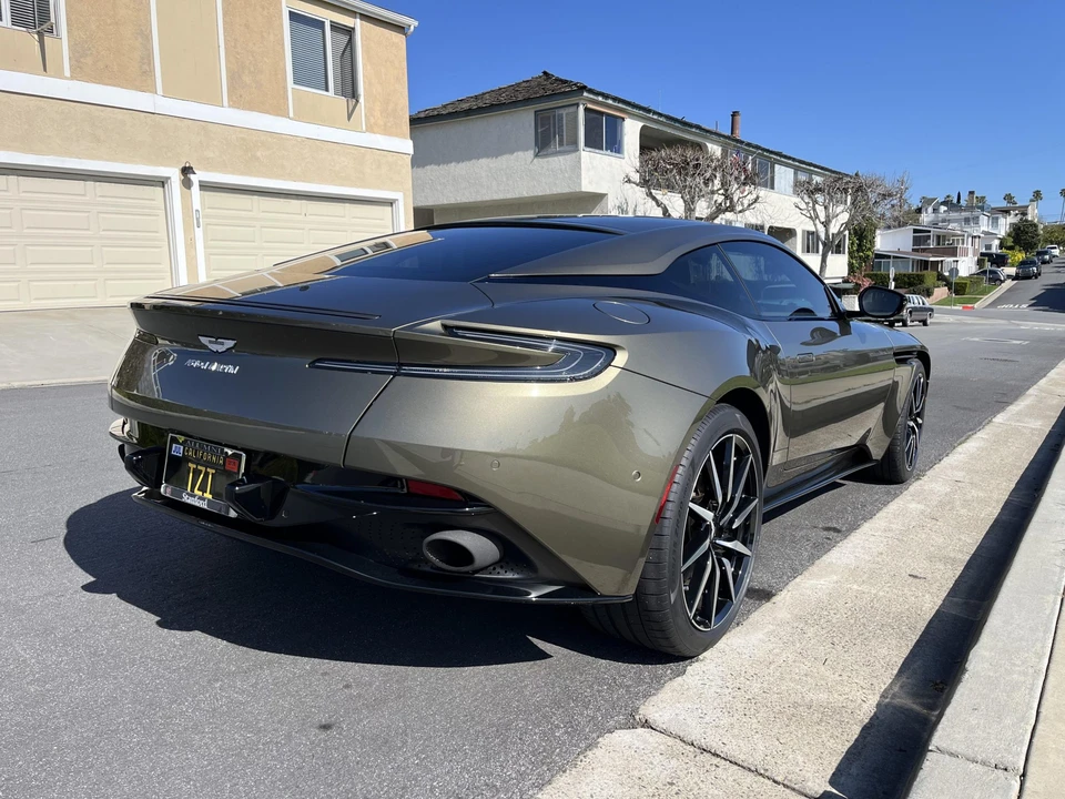 2018 Aston Martin DB11 V8 - Image 12 of 31