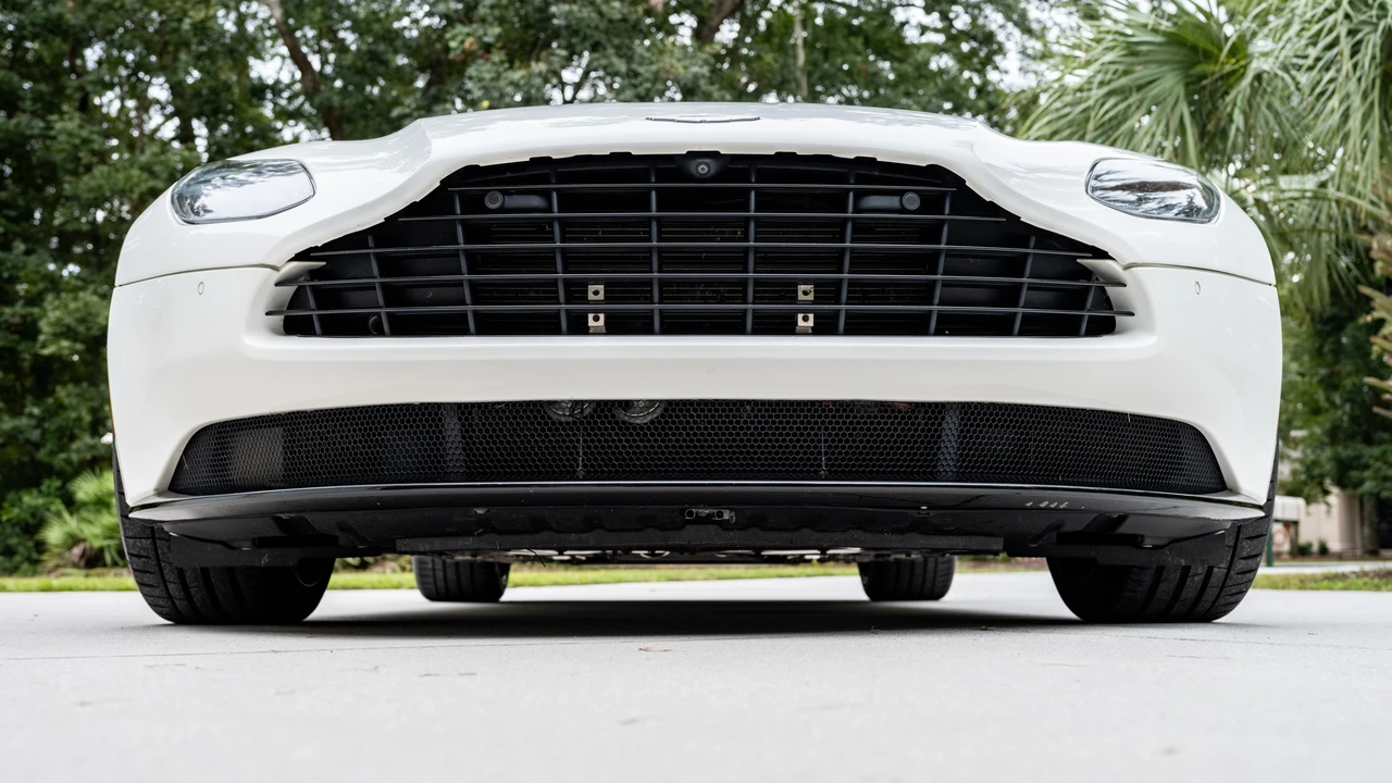 2018 Aston Martin DB11 V8 - Image 20 of 31