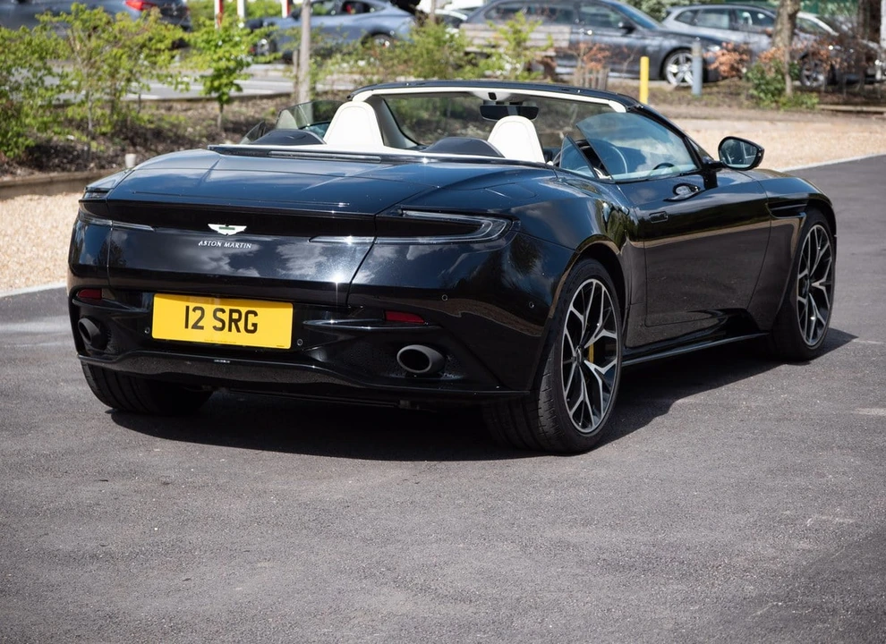 2018 Aston Martin DB11 Volante - Image 15 of 30