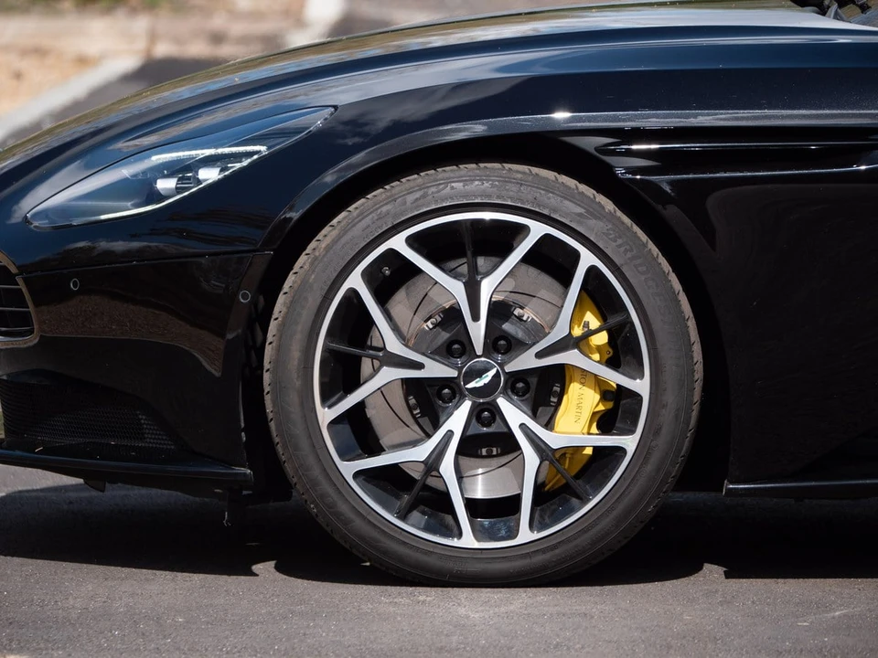2018 Aston Martin DB11 Volante - Image 30 of 30