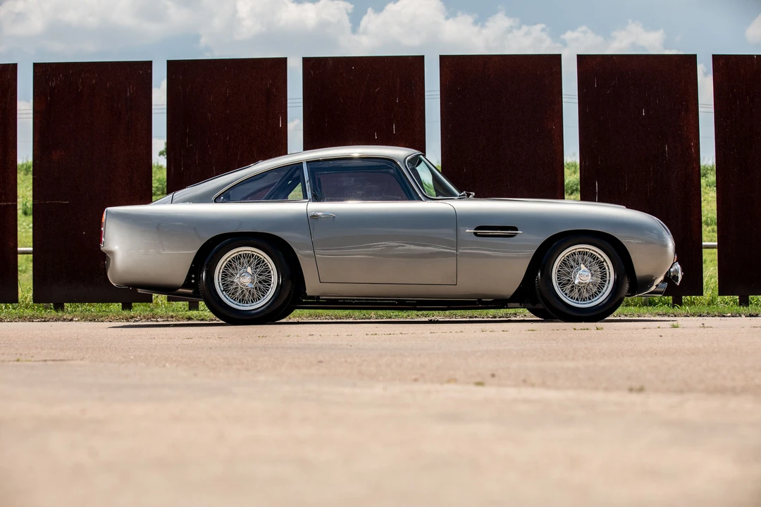 2018 Aston Martin DB4 GT - Image 15 of 31