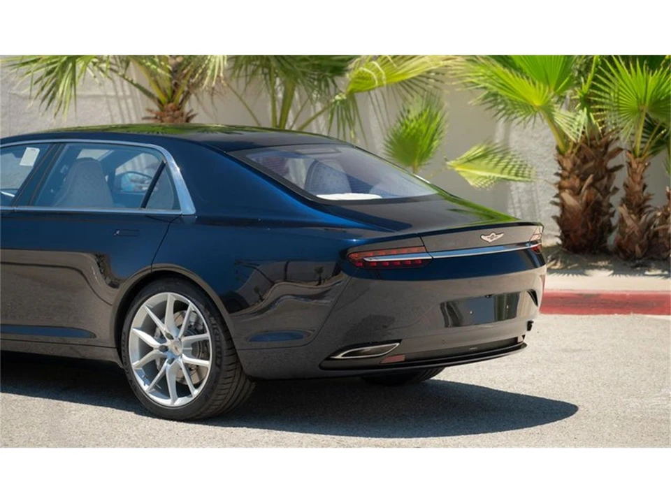 2018 Aston Martin Lagonda - Image 15 of 31