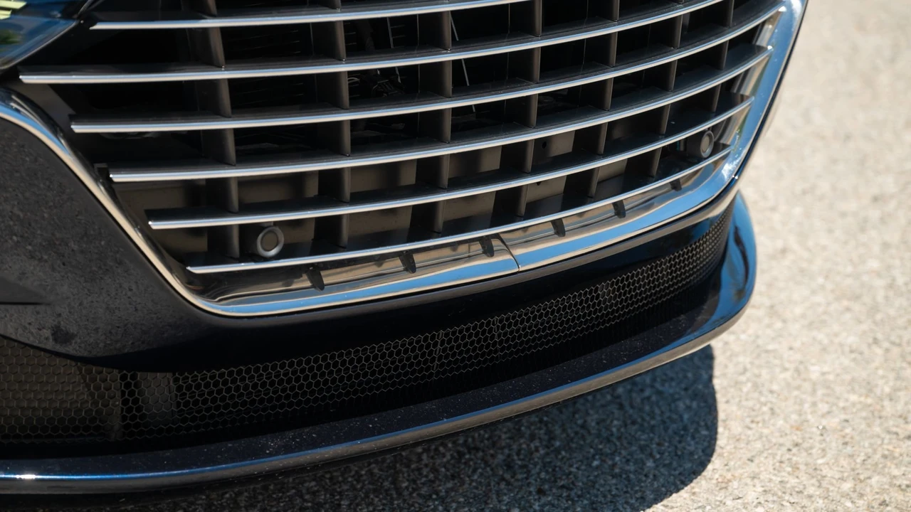 2018 Aston Martin Lagonda - Image 30 of 31