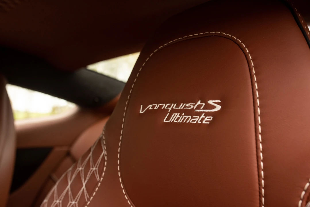 2018 Aston Martin - Image 17 of 31