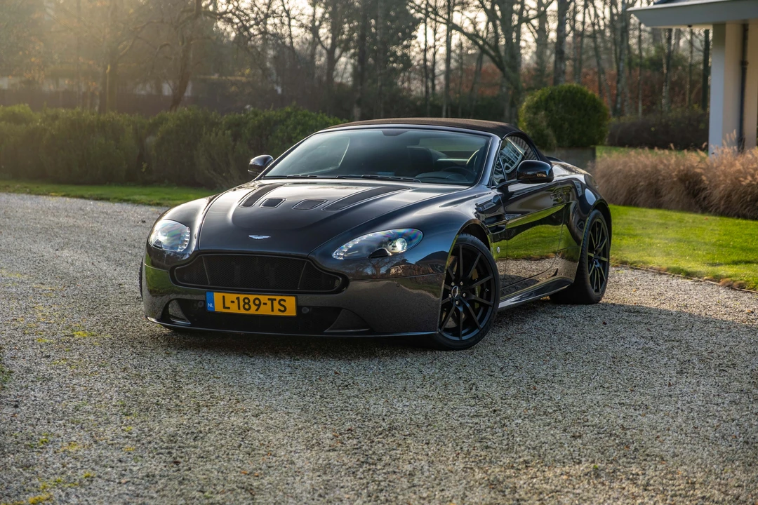 2018 Aston Martin V12 Vantage (2010-2018) - Image 18 of 31