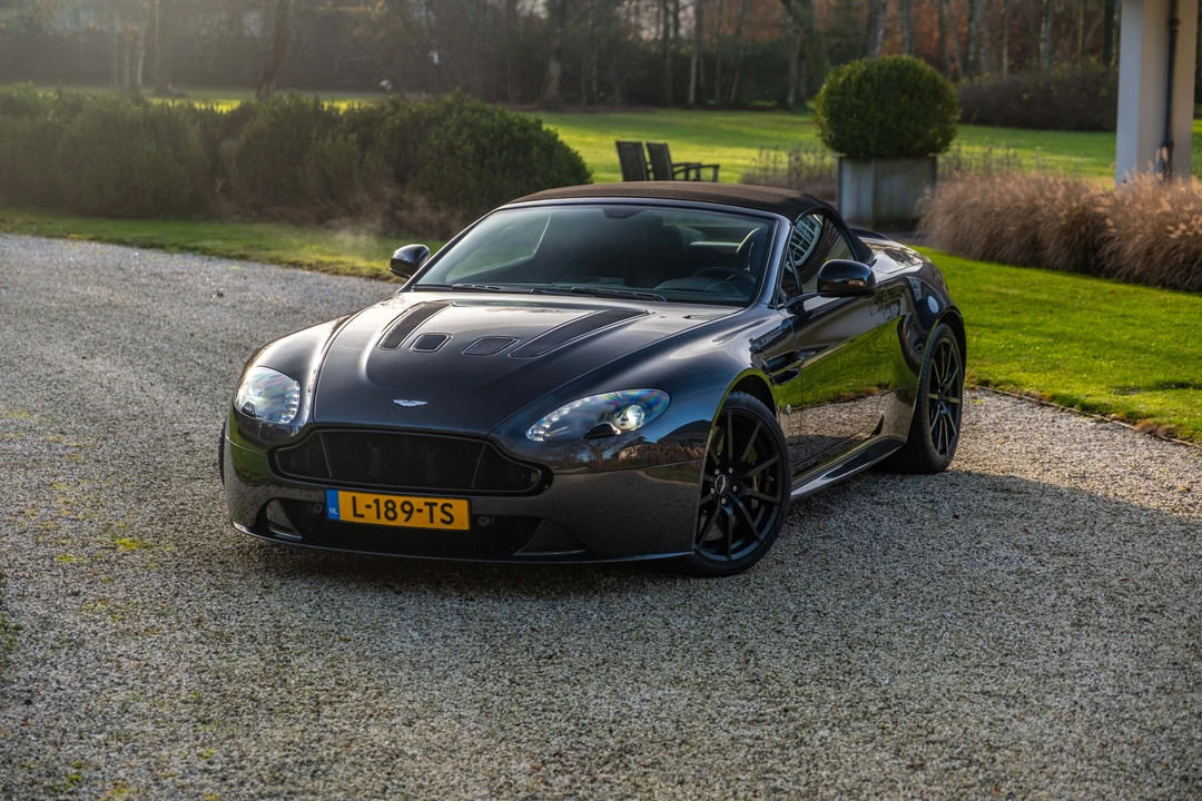 2018 Aston Martin V12 Vantage (2010-2018) - Image 19 of 31