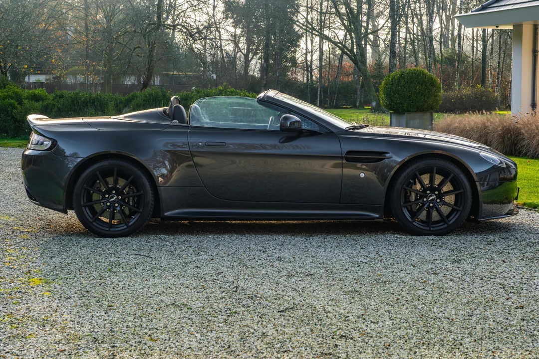 2018 Aston Martin V12 Vantage (2010-2018) - Image 4 of 31