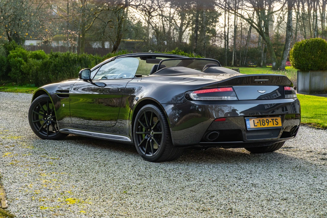 2018 Aston Martin V12 Vantage (2010-2018) - Image 30 of 31