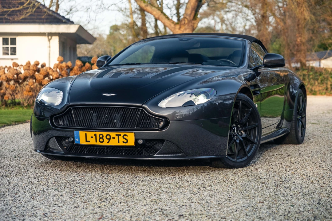 2018 Aston Martin V12 Vantage (2010-2018) - Image 9 of 31