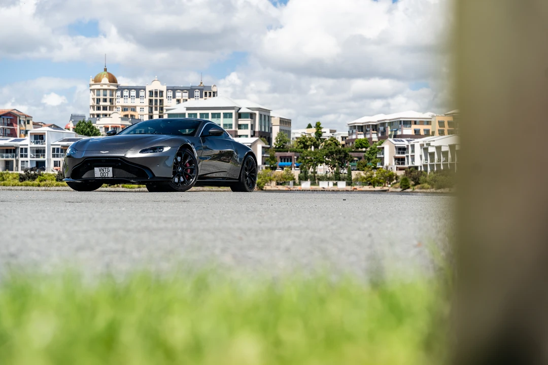 2018 Aston Martin V8 Vantage (2019+) - Image 11 of 31