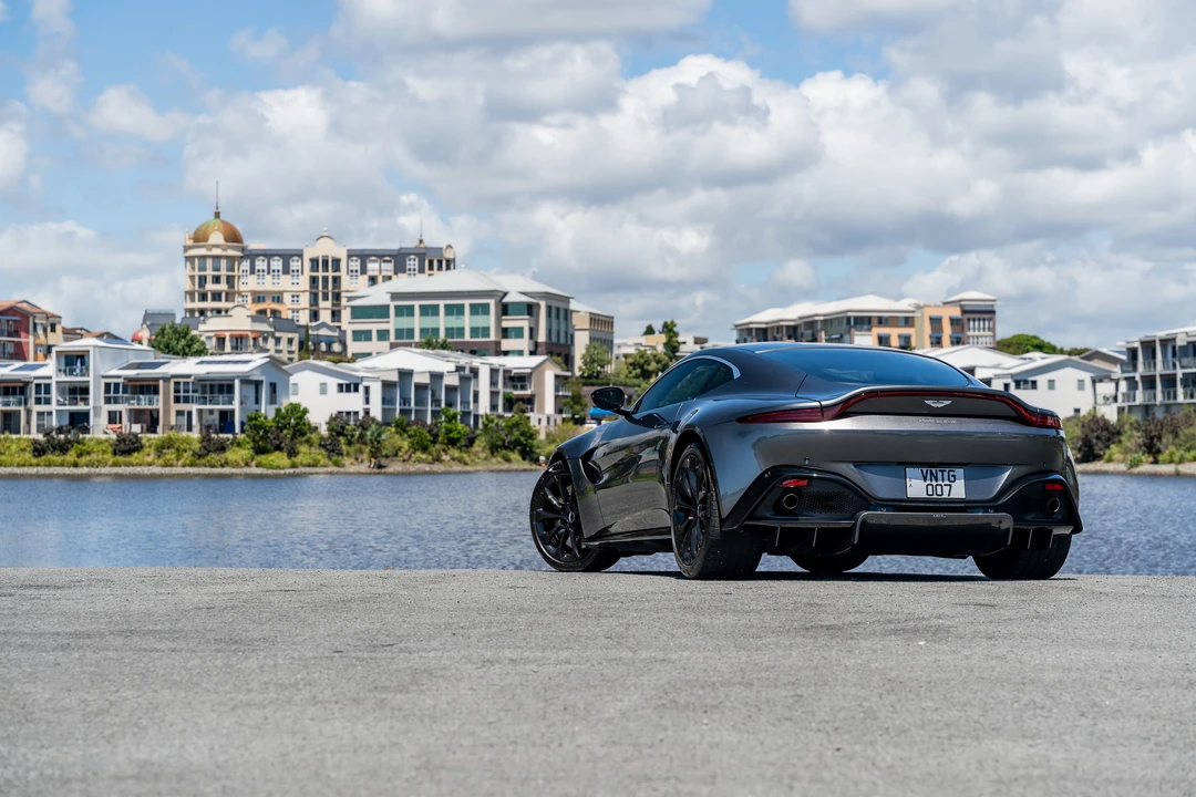 2018 Aston Martin V8 Vantage (2019+) - Image 15 of 31