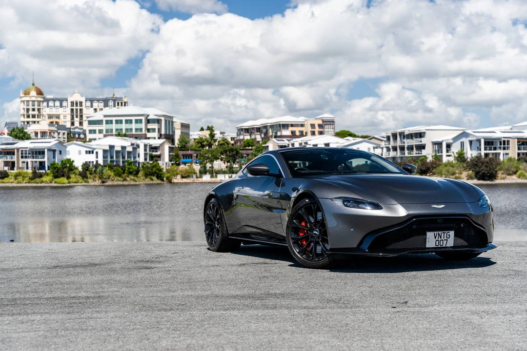 2018 Aston Martin V8 Vantage (2019+) - Image 16 of 31