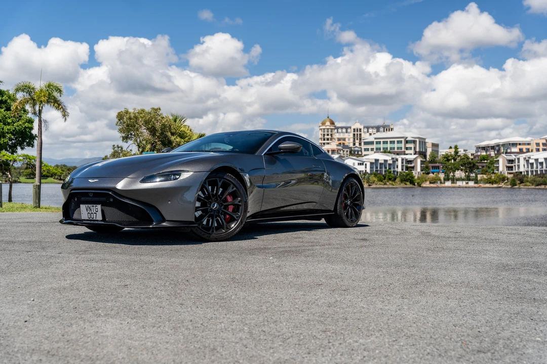 2018 Aston Martin V8 Vantage (2019+) - Image 18 of 31