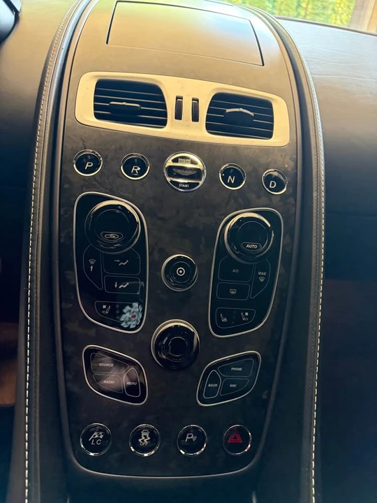 2018 Aston Martin Vanquish 2nd Gen - Image 10 of 19
