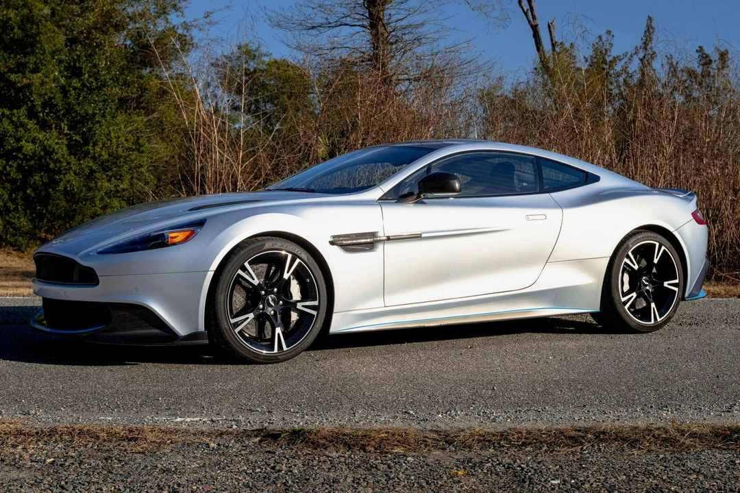 2018 Aston Martin Vanquish 2nd Gen - Image 3 of 31