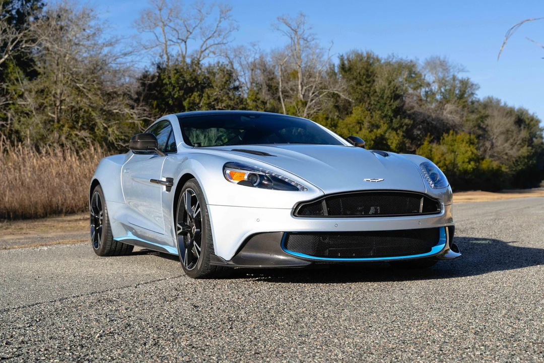 2018 Aston Martin Vanquish 2nd Gen - Image 15 of 31