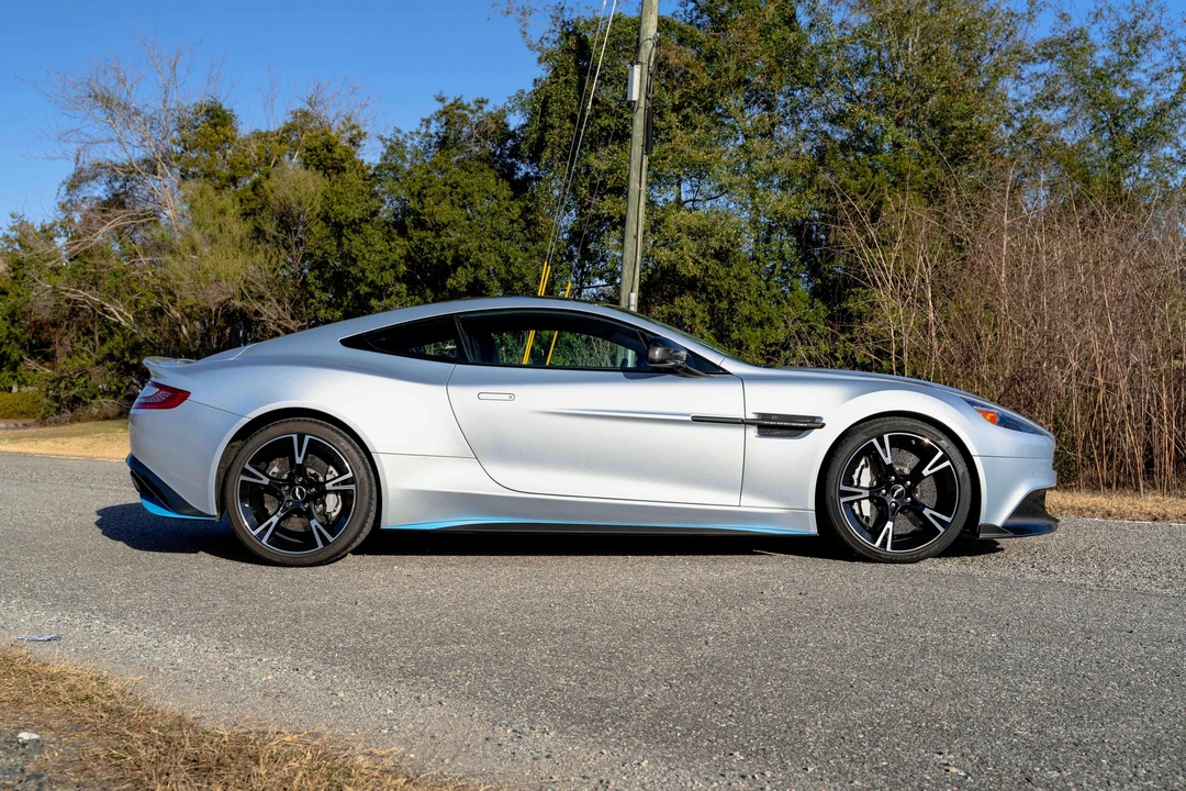 2018 Aston Martin Vanquish 2nd Gen - Image 11 of 31