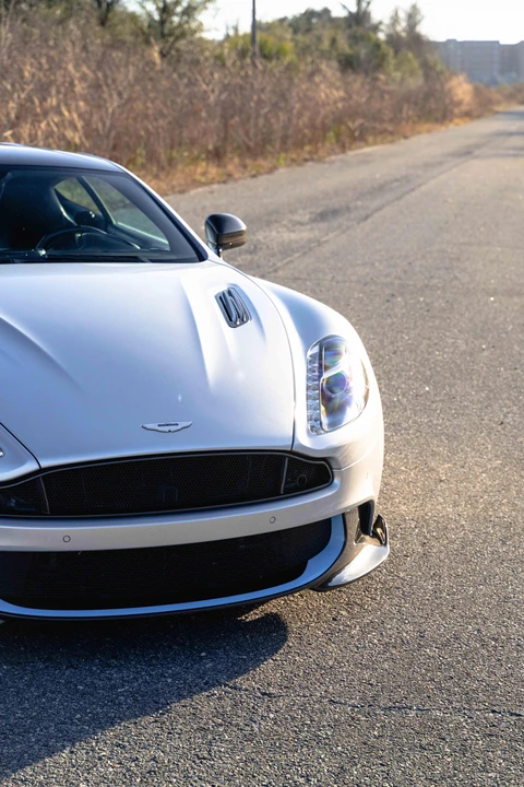 2018 Aston Martin Vanquish 2nd Gen - Image 19 of 31