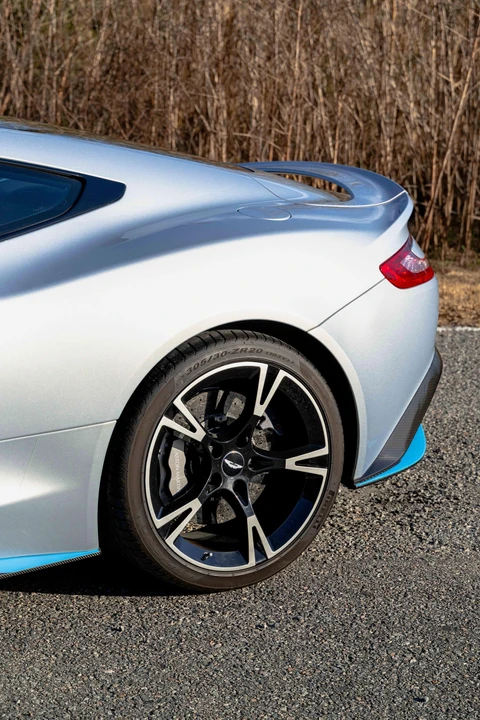 2018 Aston Martin Vanquish 2nd Gen - Image 24 of 31