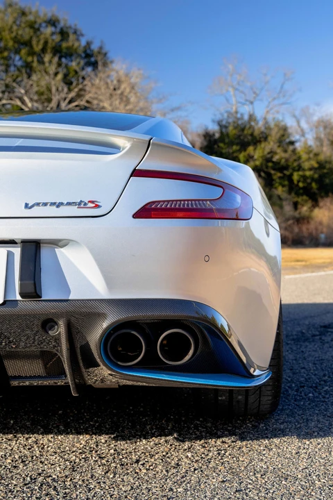2018 Aston Martin Vanquish 2nd Gen - Image 28 of 31