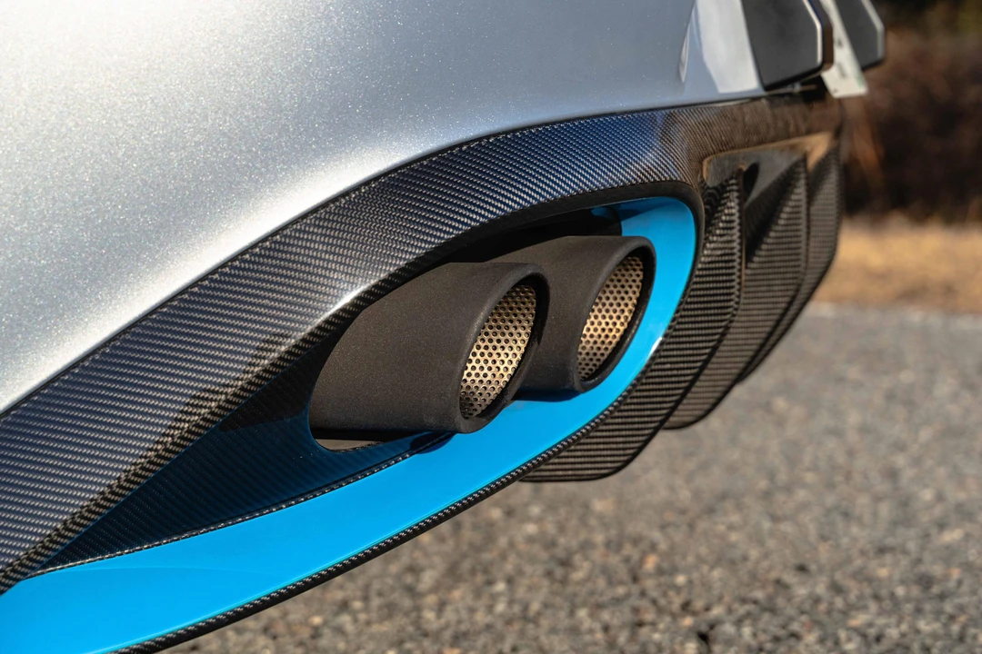 2018 Aston Martin Vanquish 2nd Gen - Image 25 of 31