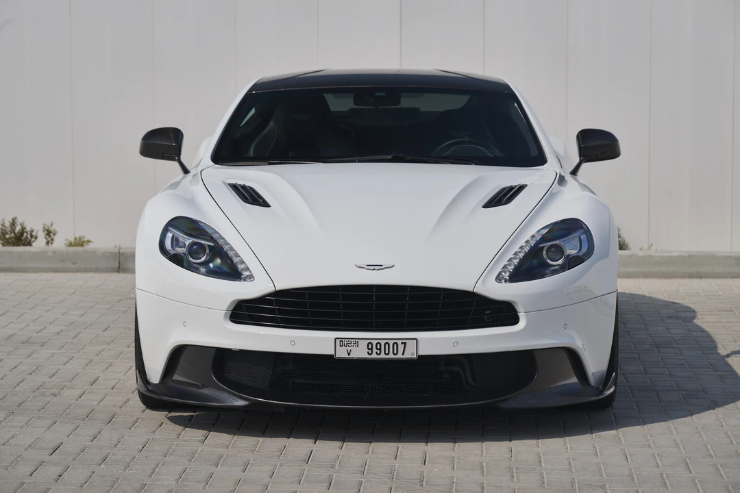 2018 Aston Martin Vanquish 2nd Gen - Image 5 of 31