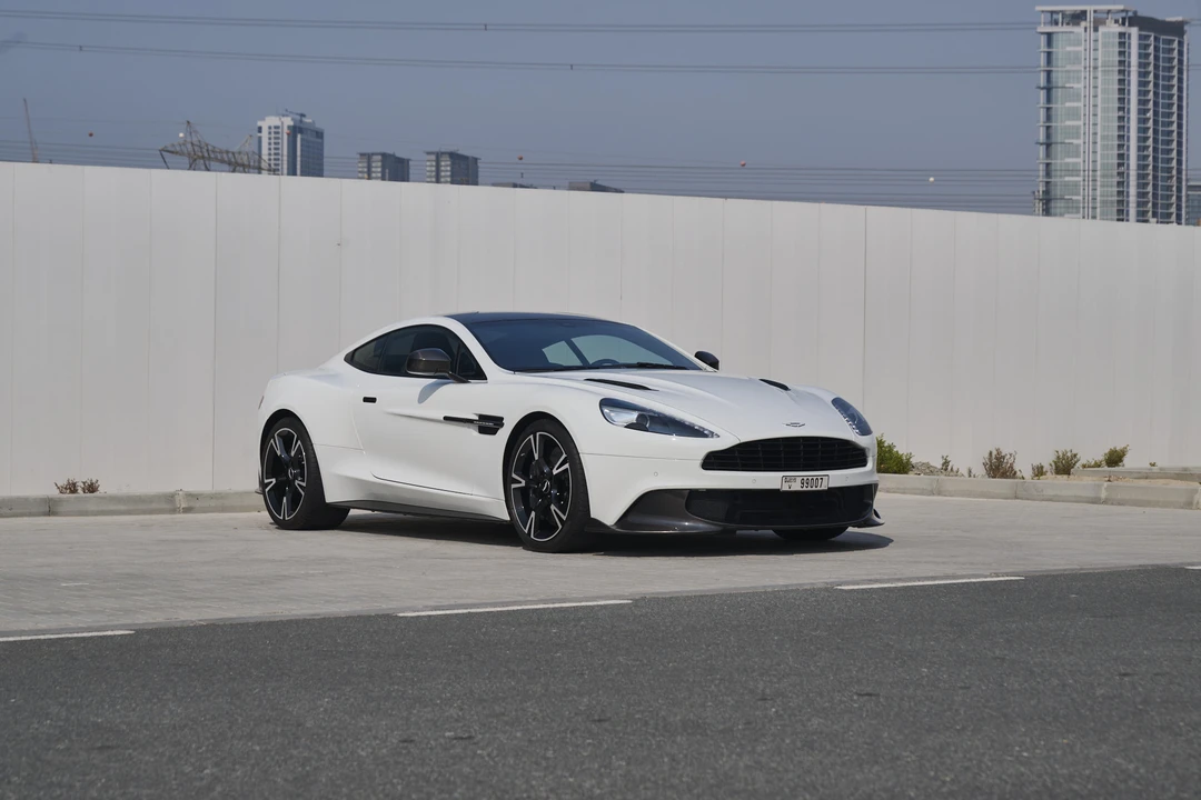 2018 Aston Martin Vanquish 2nd Gen - Image 12 of 31