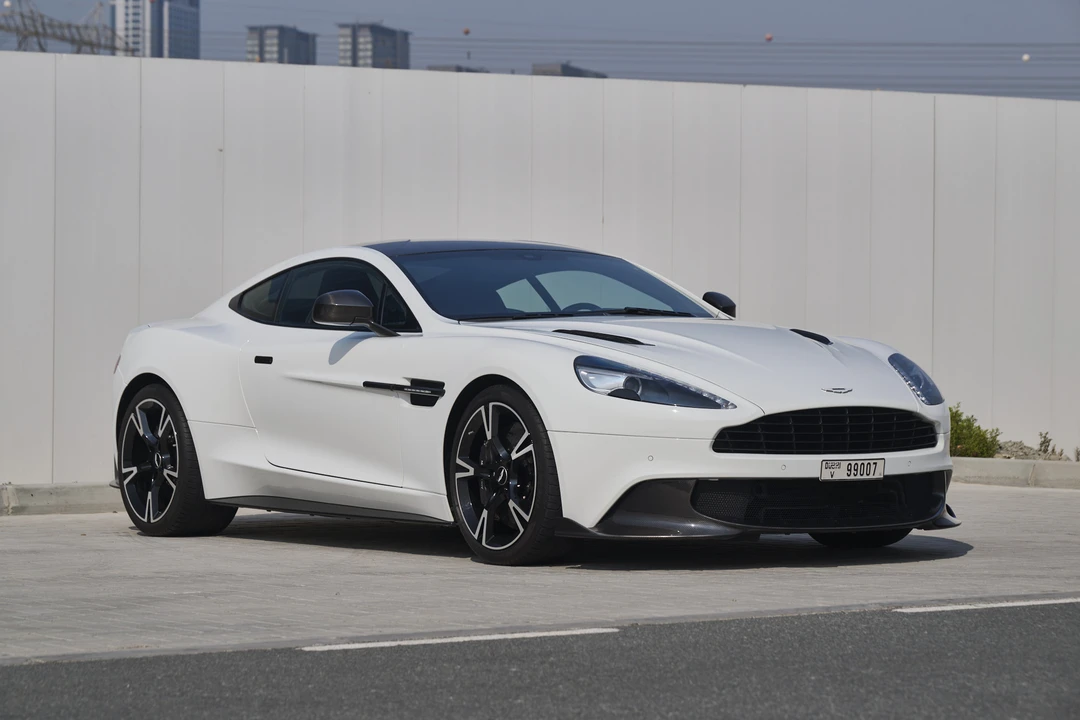 2018 Aston Martin Vanquish 2nd Gen - Image 13 of 31