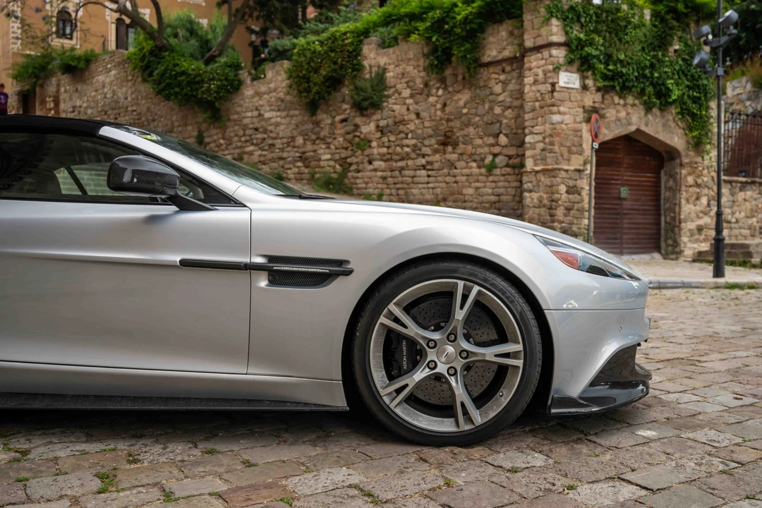 2018 Aston Martin Vanquish 2nd Gen - Image 31 of 31