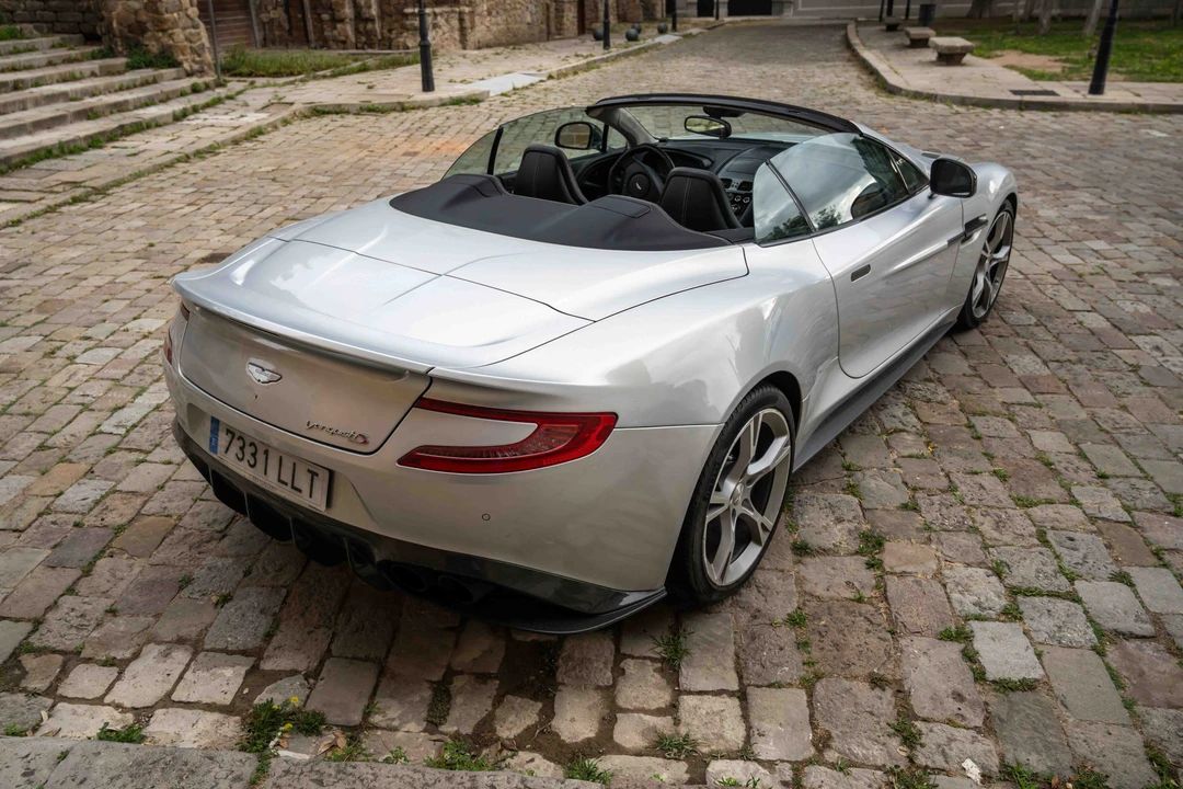 2018 Aston Martin Vanquish 2nd Gen - Image 5 of 31