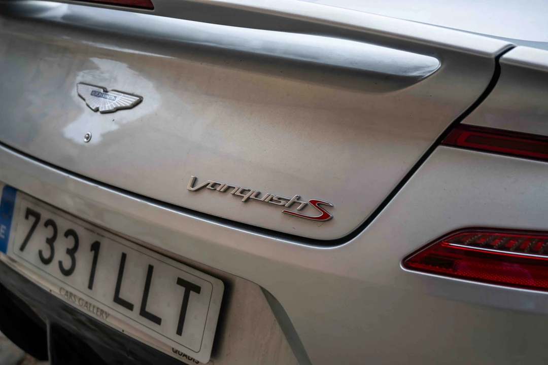 2018 Aston Martin Vanquish 2nd Gen - Image 23 of 31