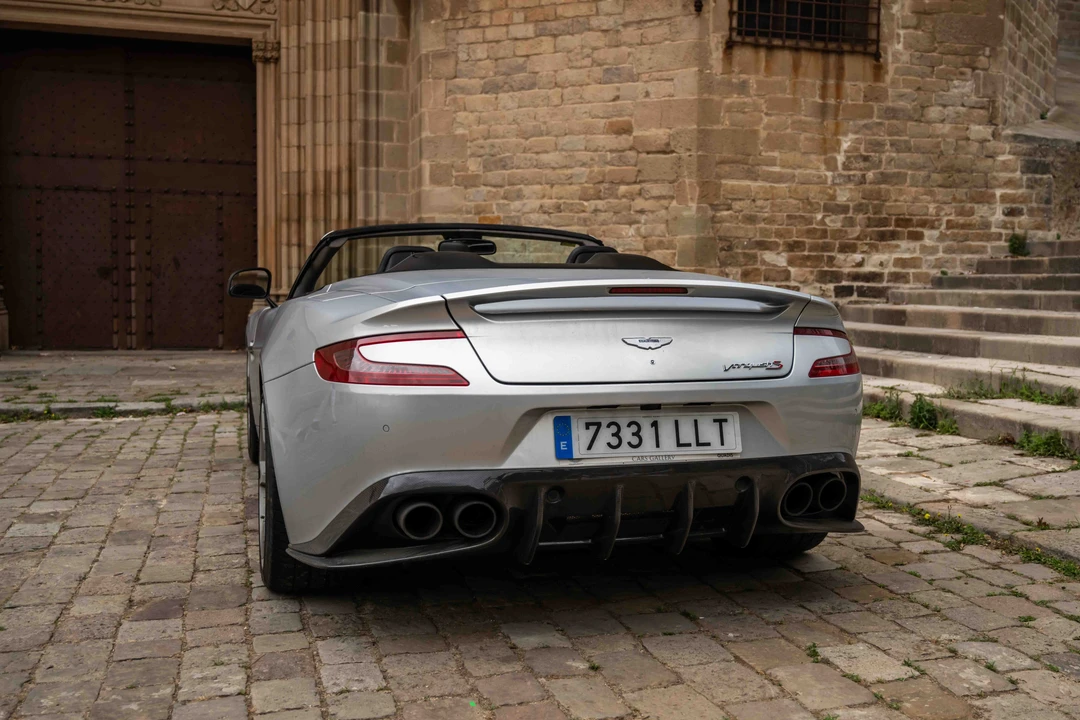 2018 Aston Martin Vanquish 2nd Gen - Image 7 of 31