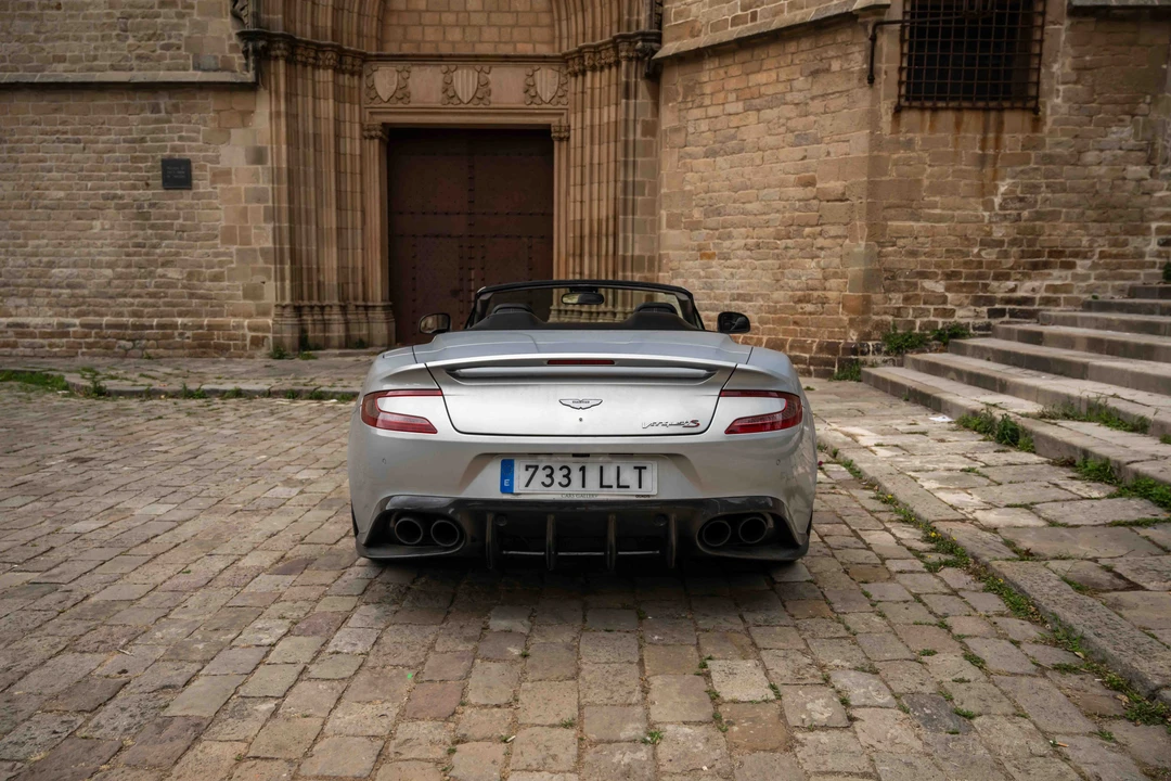 2018 Aston Martin Vanquish 2nd Gen - Image 6 of 31