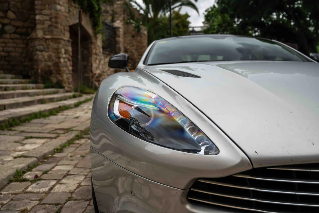 2018 Aston Martin Vanquish 2nd Gen - Image 29 of 31
