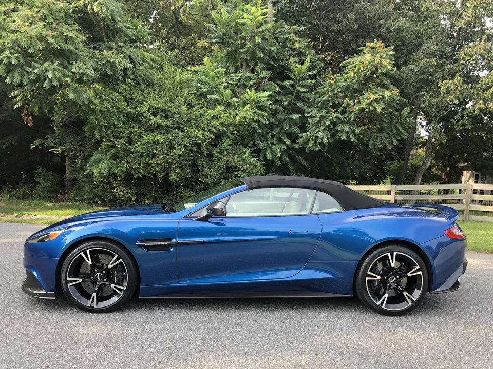 2018 Aston Martin Vanquish 2nd Gen - Image 10 of 31
