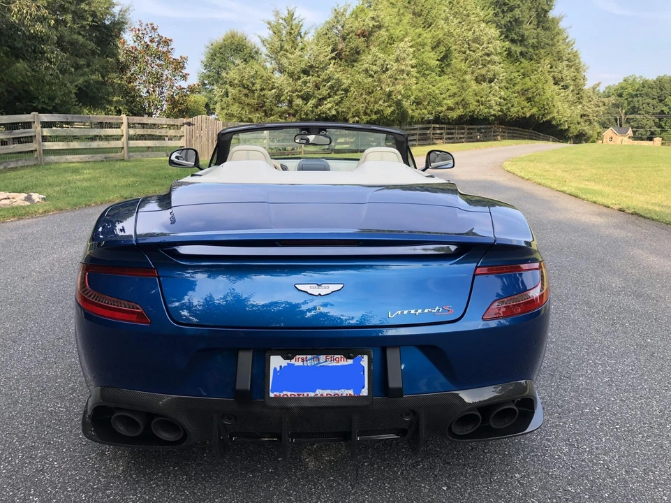 2018 Aston Martin Vanquish 2nd Gen - Image 28 of 31