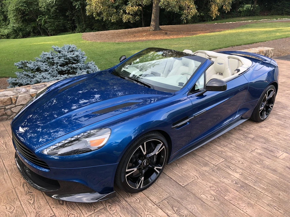 2018 Aston Martin Vanquish 2nd Gen - Image 24 of 31