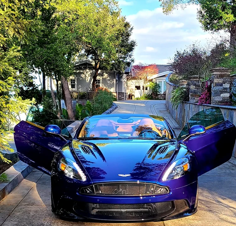 2018 Aston Martin Vanquish 2nd Gen - Image 11 of 31