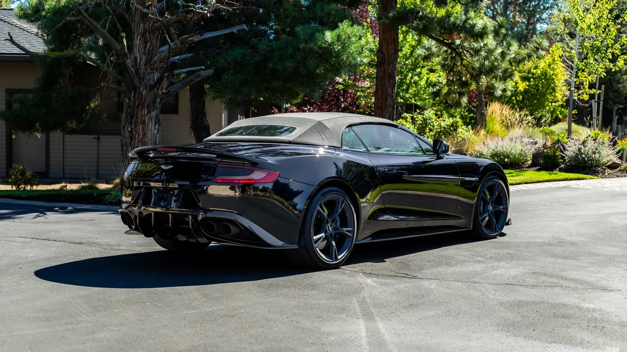 2018 Aston Martin Vanquish 2nd Gen - Image 19 of 31