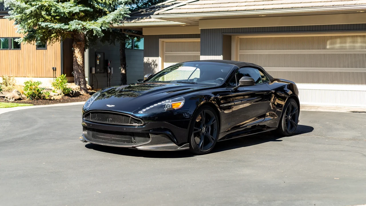 2018 Aston Martin Vanquish 2nd Gen - Image 18 of 31