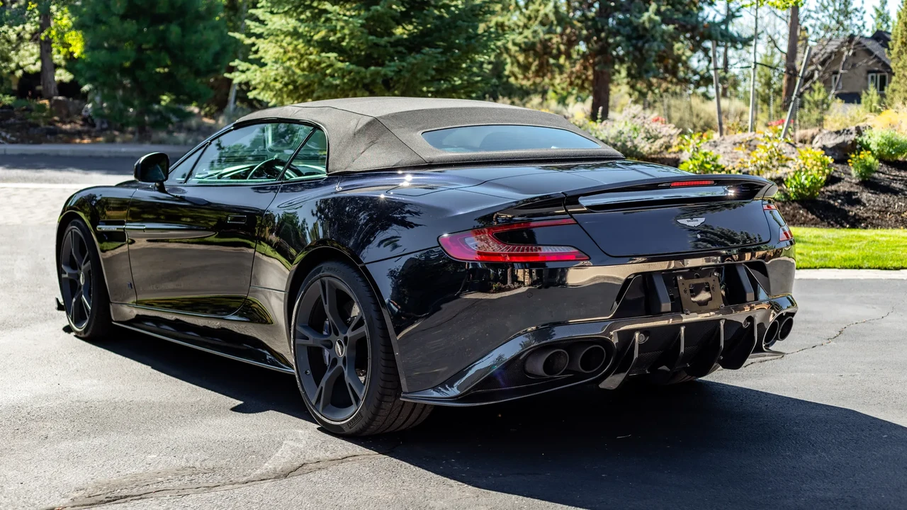 2018 Aston Martin Vanquish 2nd Gen - Image 16 of 31